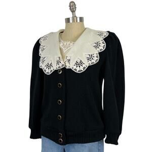 Vintage Nilani Cream Lace Collared Button Front Black Sweater Jacket (Sz M)